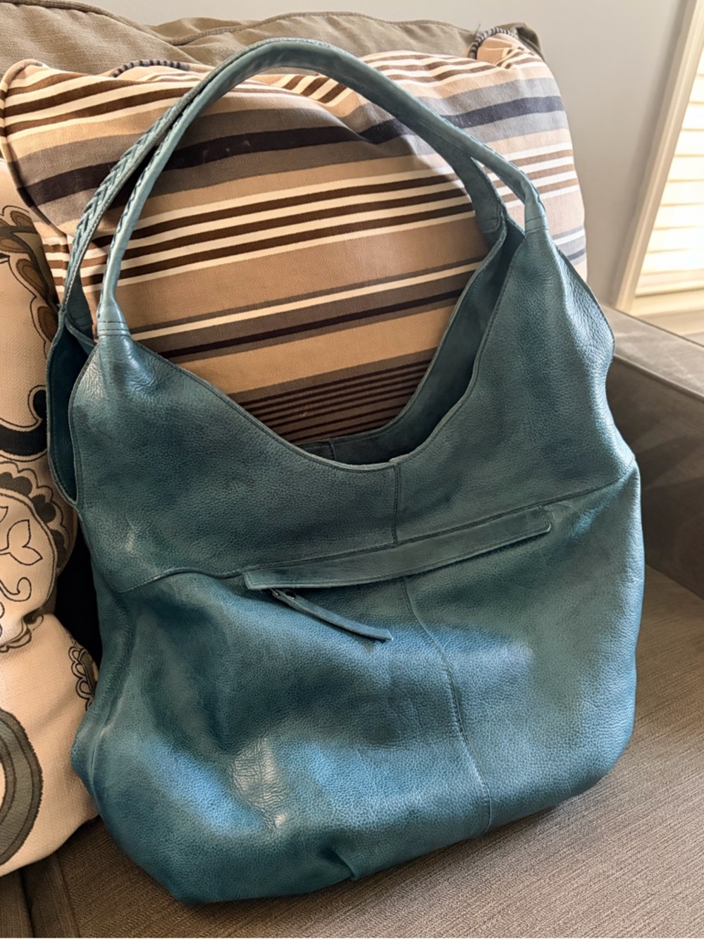 LATICO Camila Shoulder Bag in Denim - Picture 2 of 8